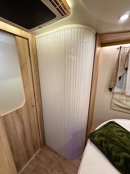 Giottiline G-Line 938 Queensbed Solpanel 4-bädd B-kort 21 of 30