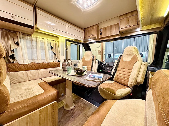 Giottiline G-Line 938 Queensbed Solpanel 4-bädd B-kort 9 of 30