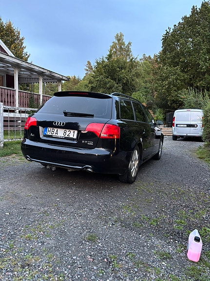 Audi A4 4 of 7