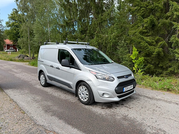 Ford Transit Connect 2 of 5
