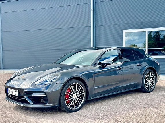 Porsche Panamera Turbo 2 of 5