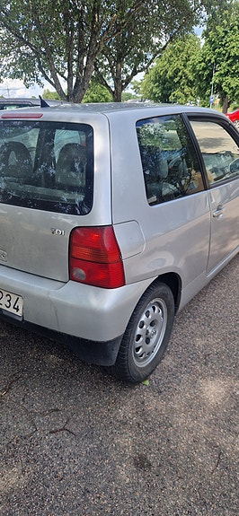 Volkswagen Lupo 3 of 5