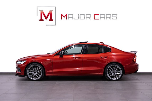 Volvo S60 3 of 5