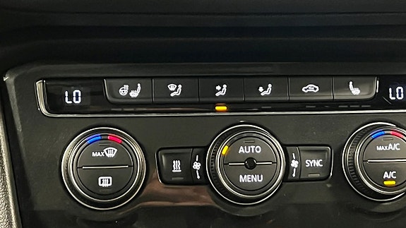 Volkswagen Tiguan 18 of 26