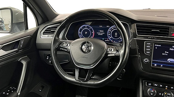 Volkswagen Tiguan 8 of 26