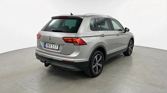 Volkswagen Tiguan 4 of 26