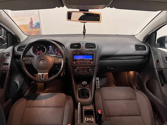 Volkswagen Golf VI 9 of 16