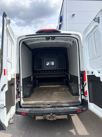Ford Transit 5 of 5