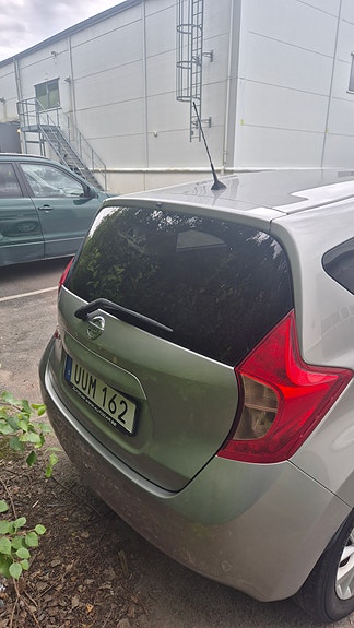 Nissan Note 2 of 4
