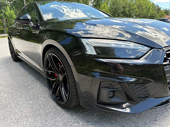 Audi A5 2 of 3