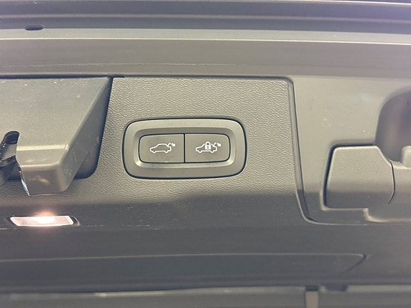 Volvo XC60 26 of 26