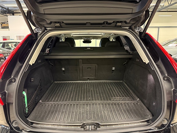 Volvo XC60 21 of 26