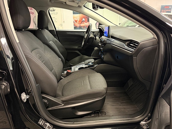 Ford Focus 13 of 30