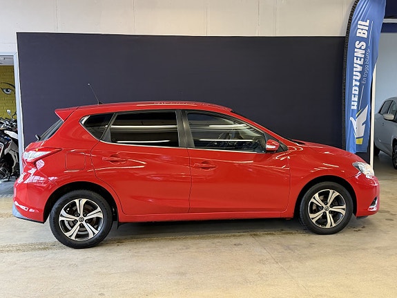 Nissan Pulsar 4 of 18