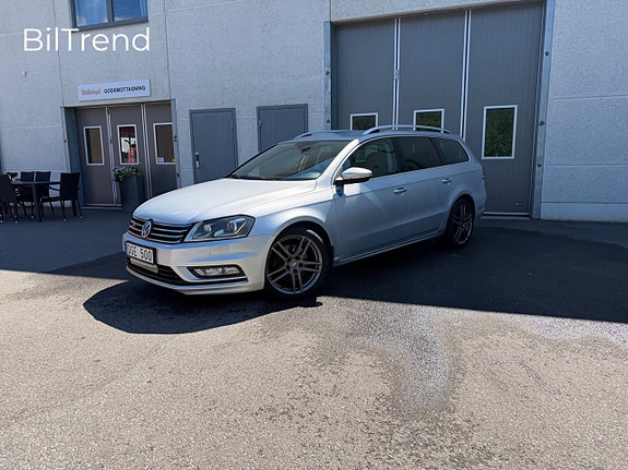 Volkswagen Passat 4 of 21