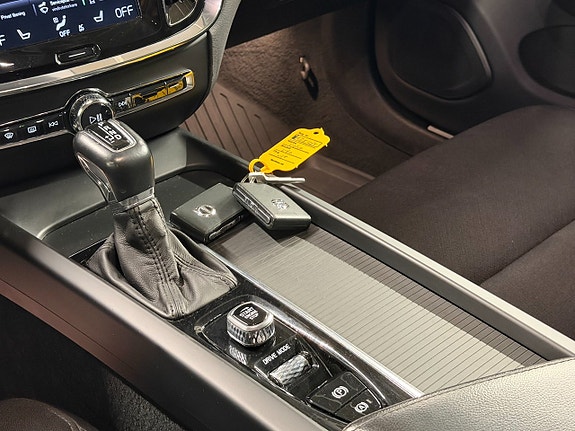 Volvo V60 18 of 26