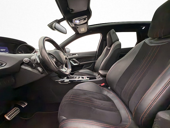 Peugeot 308 SW 12 of 29