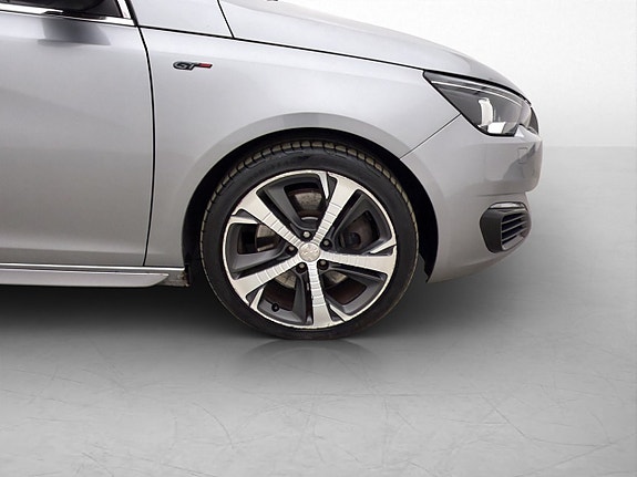 Peugeot 308 SW 29 of 29