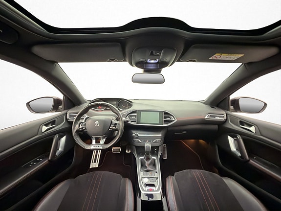 Peugeot 308 SW 17 of 29