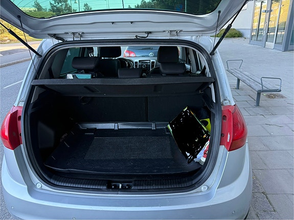 Kia Venga 3 of 3