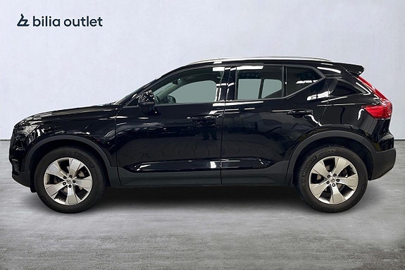 Volvo XC40 4 of 5