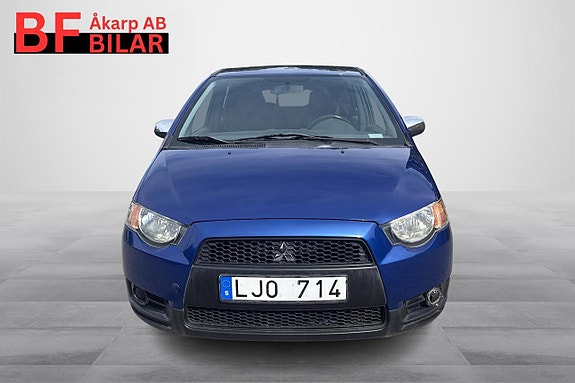 Mitsubishi Colt 16 of 19