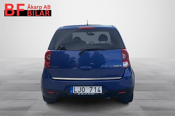 Mitsubishi Colt 11 of 19