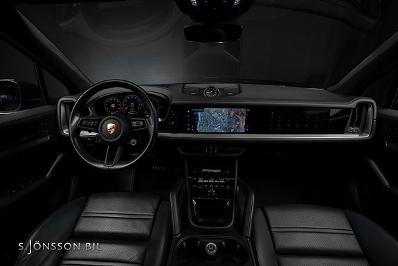 Porsche Cayenne 19 of 20