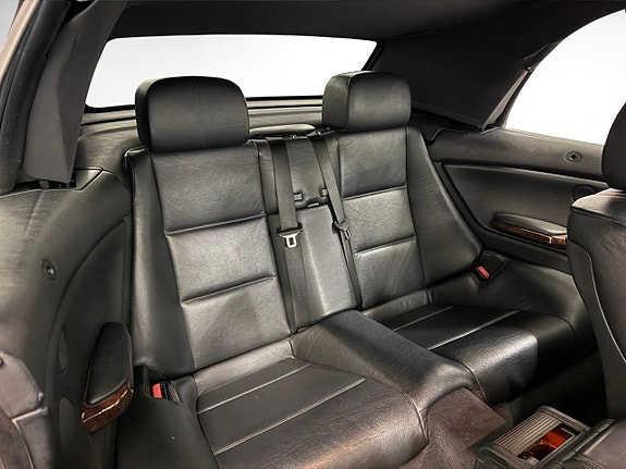 BMW 330Ci 18 of 26
