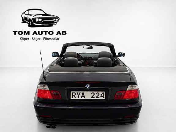 BMW 330Ci 9 of 26