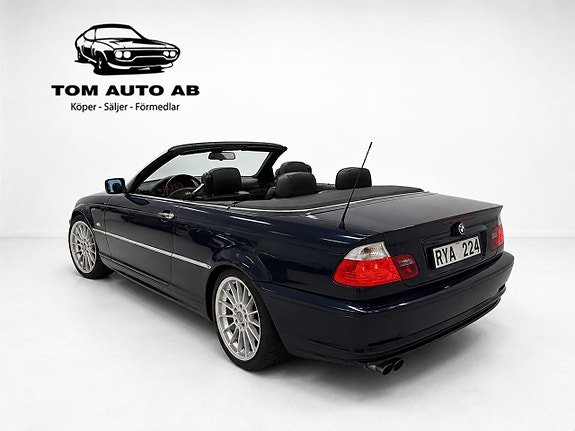 BMW 330Ci 8 of 26