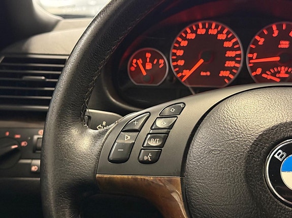 BMW 330Ci 22 of 26