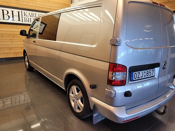 Volkswagen Transporter 3 of 5