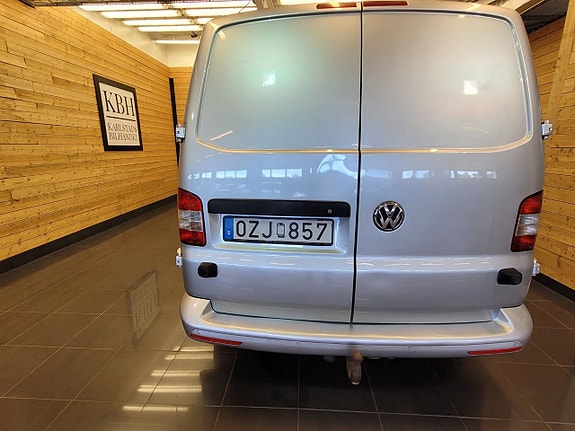 Volkswagen Transporter 4 of 5