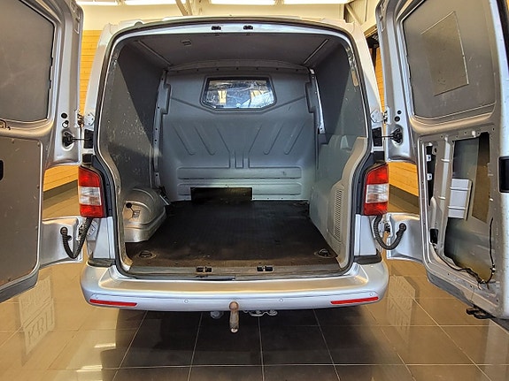 Volkswagen Transporter 8 of 17