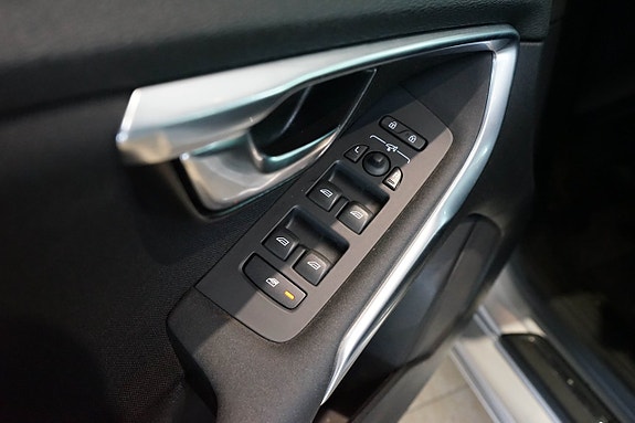 Volvo V40 20 of 24