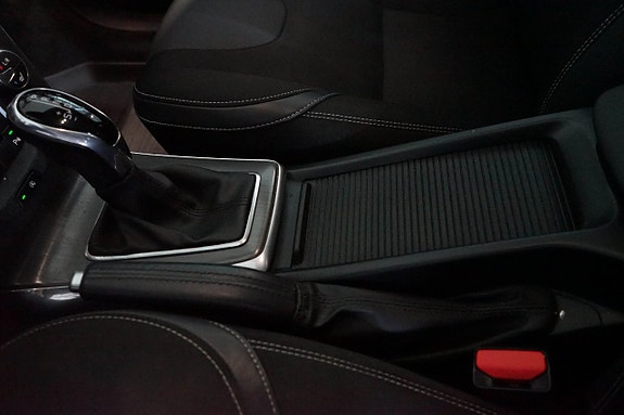 Volvo V40 21 of 24