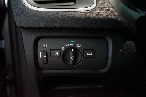 Volvo V40 17 of 24