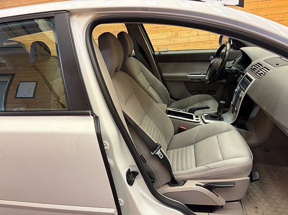 Volvo V50 16 of 19