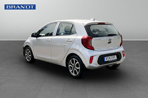 Kia Picanto 2 of 5