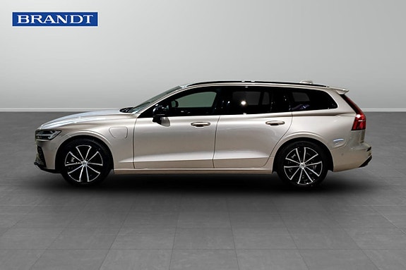 Volvo V60 3 of 5