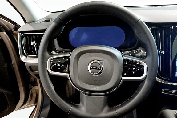 Volvo V60 7 of 13