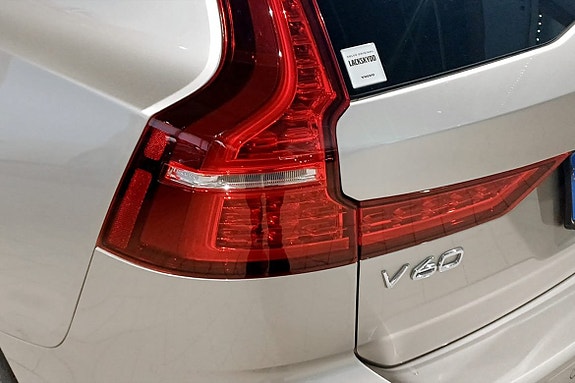 Volvo V60 13 of 13