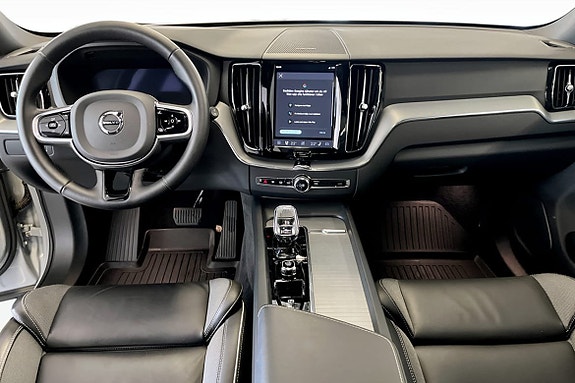 Volvo XC60 4 of 5