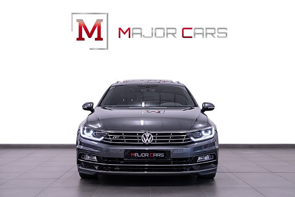 Volkswagen Passat 2 of 5