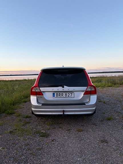 Volvo V70 5 of 10