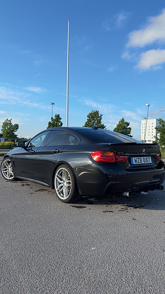 BMW 435d 3 of 5