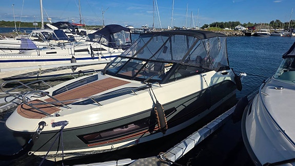 Uttern D70 2022 med Mercury Pro XS 200 i nyskick! 2 of 12