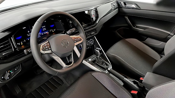 Volkswagen Polo 7 of 15