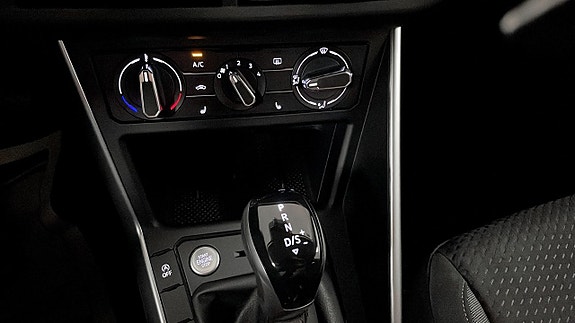 Volkswagen Polo 15 of 15
